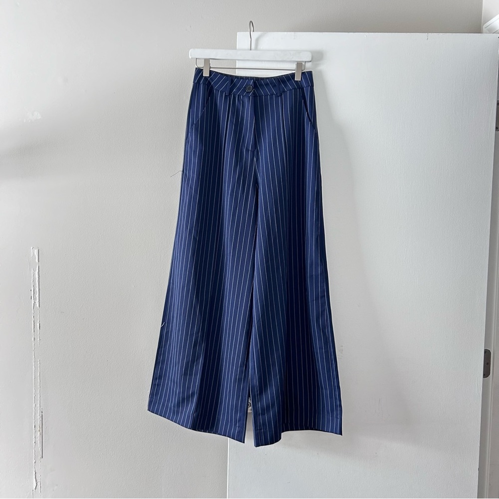 Shein extreme wide leg pant - Picture 1 of 5